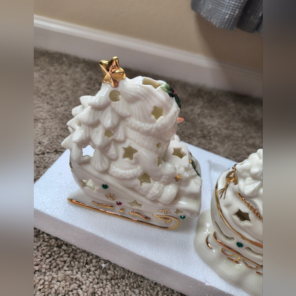 Holiday Home Accents Set of Two Snow Kids Tealight Candle Ceramic - Picture 14 of 16